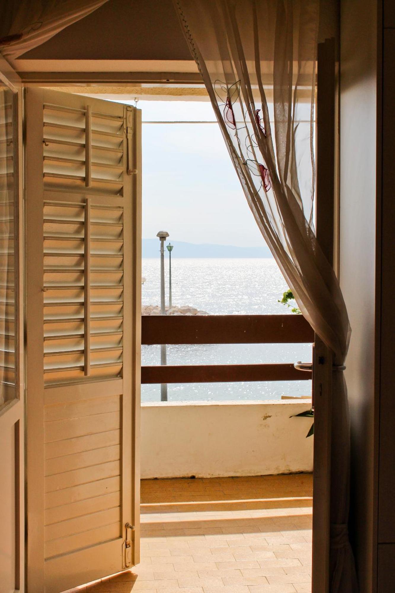 Apartments by the sea Podgora, Makarska - 6787 Rum bild